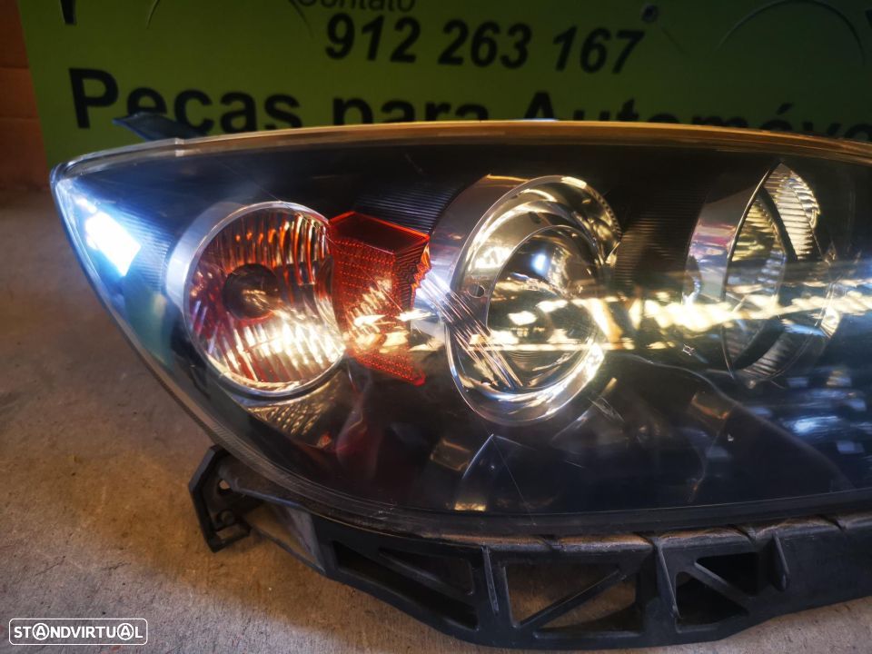 MAZDA 3 FAROL DIREITO - FF131 - 2