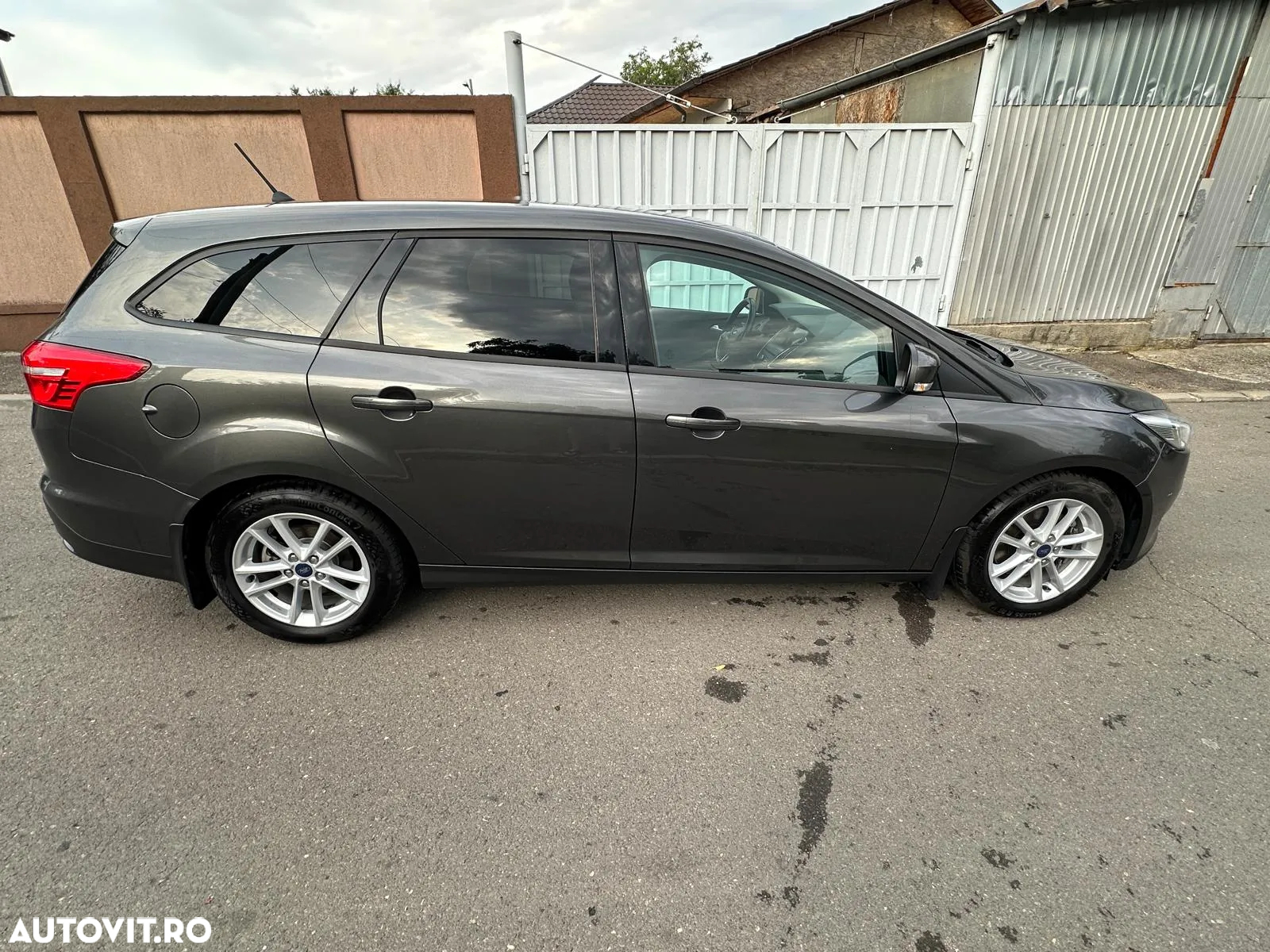 Ford Focus 1.5 Ecoboost Trend - 3