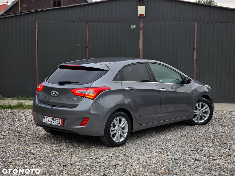 Hyundai i30 - 16