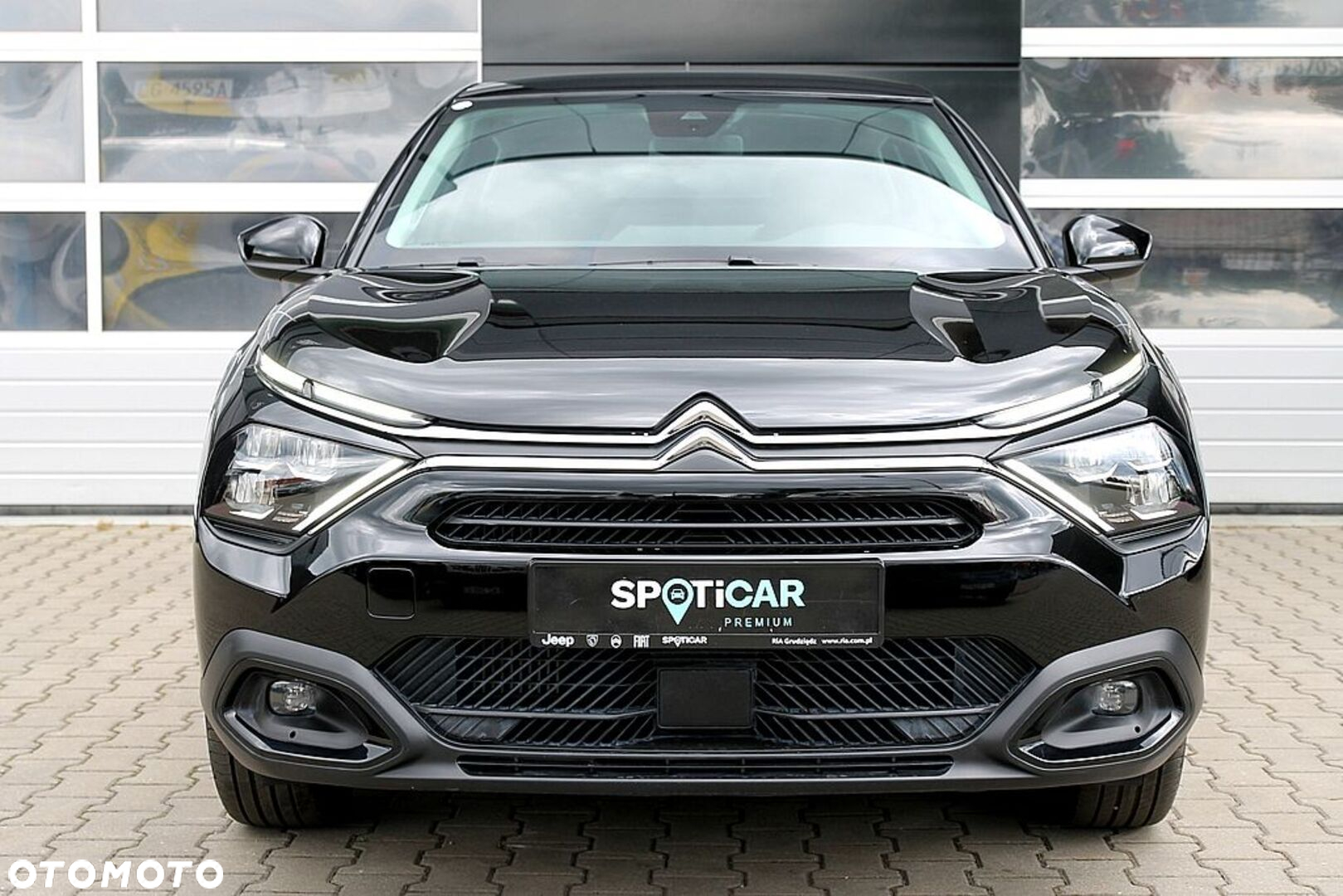 Citroën C4 1.2 PureTech Plus S&S EAT8 - 9