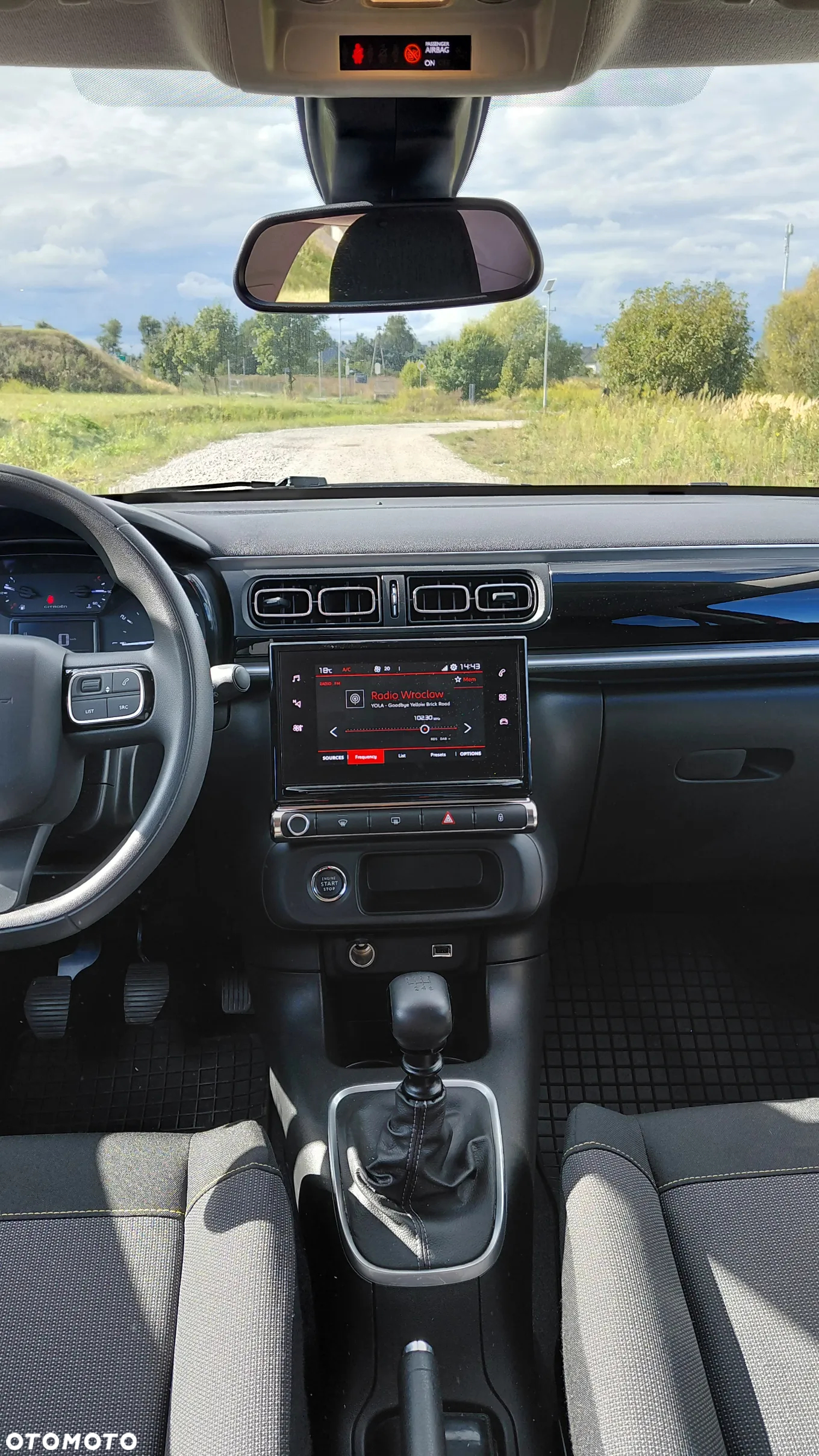Citroën C3 1.2 PureTech Shine - 14