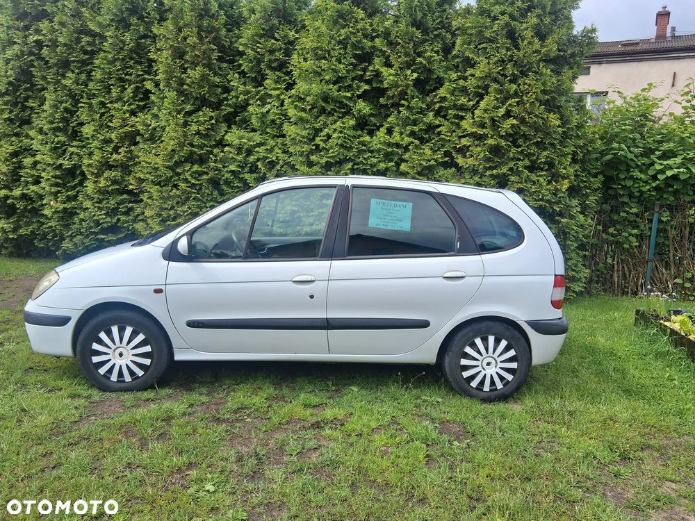 Renault Scenic 2.0 16V Expression - 6