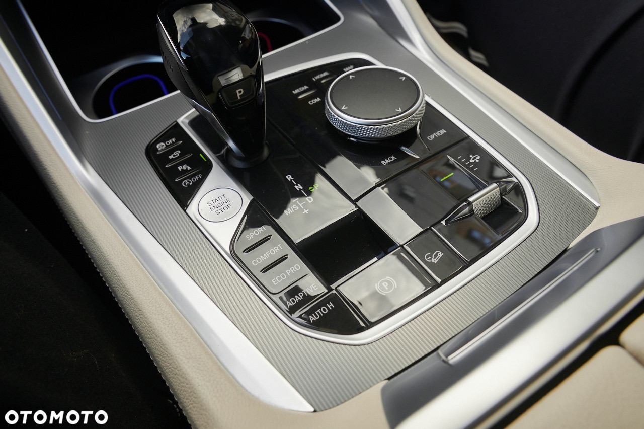 BMW X6 xDrive30d - 40