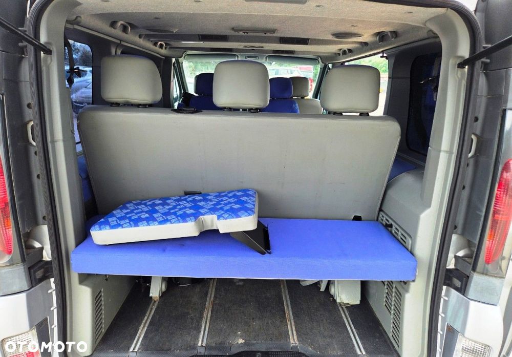 Opel Vivaro - 9
