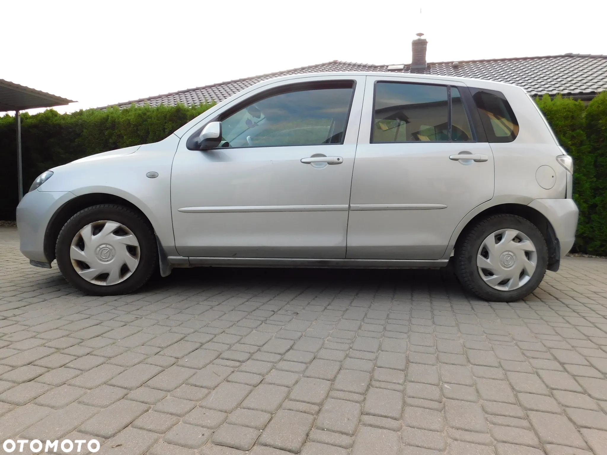 Mazda 2 - 19