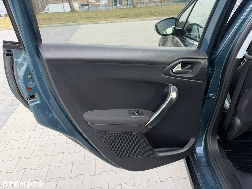 Peugeot 2008 PureTech 110 Stop&Start EAT6 Allure - 29