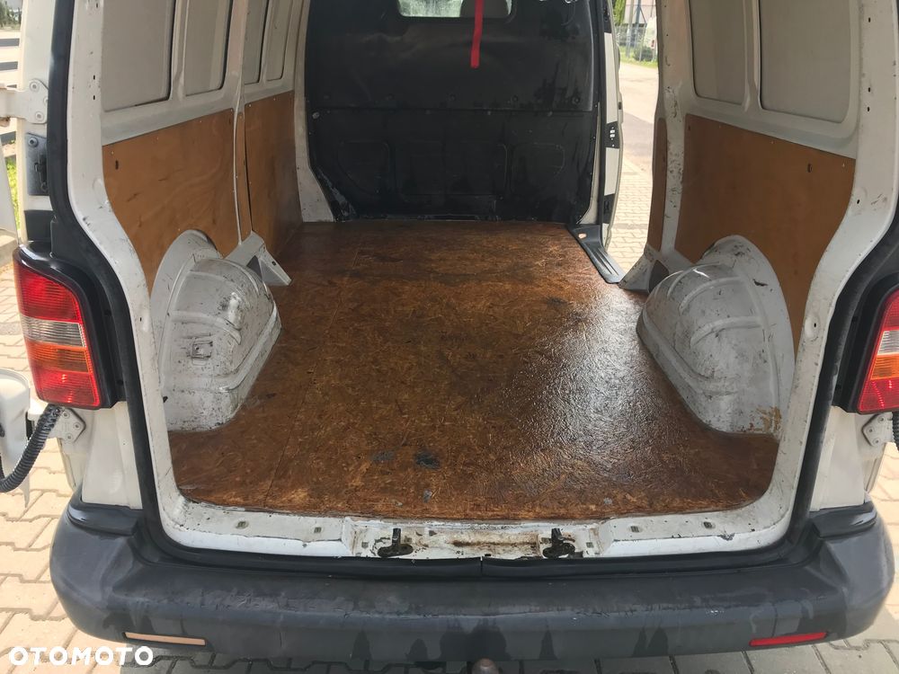 Volkswagen Transporter - 12