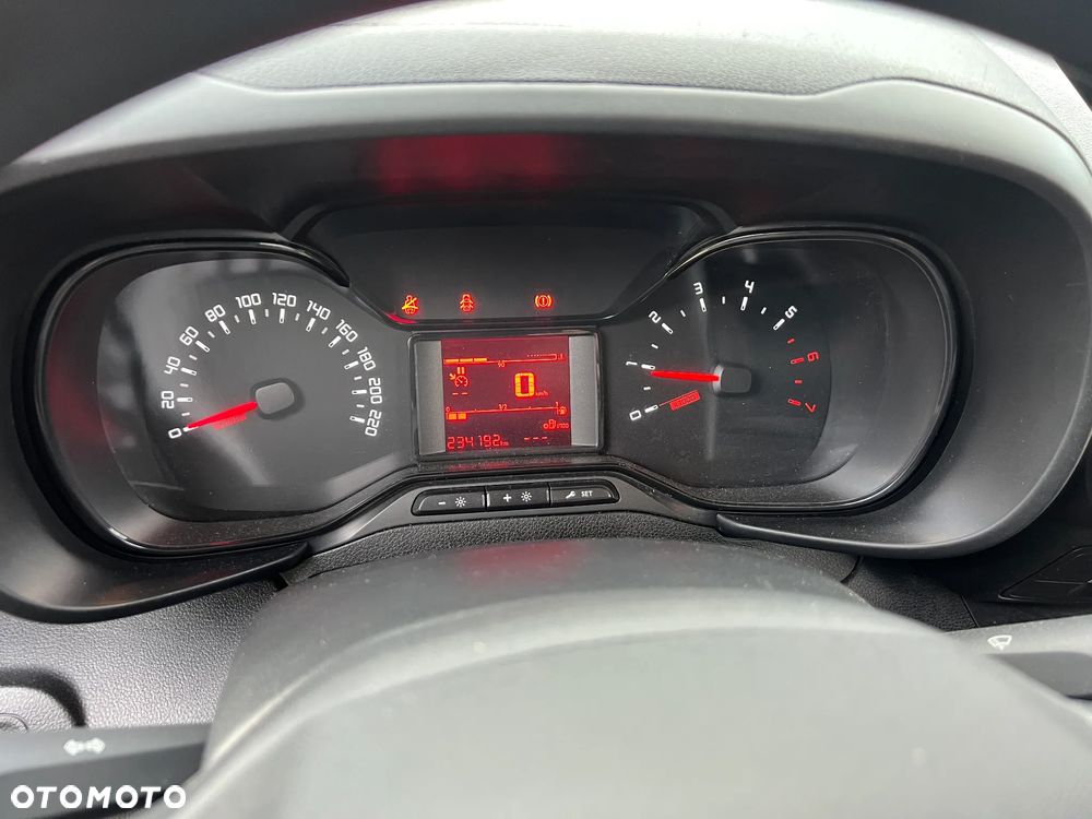 Toyota PROACE CITY - 16