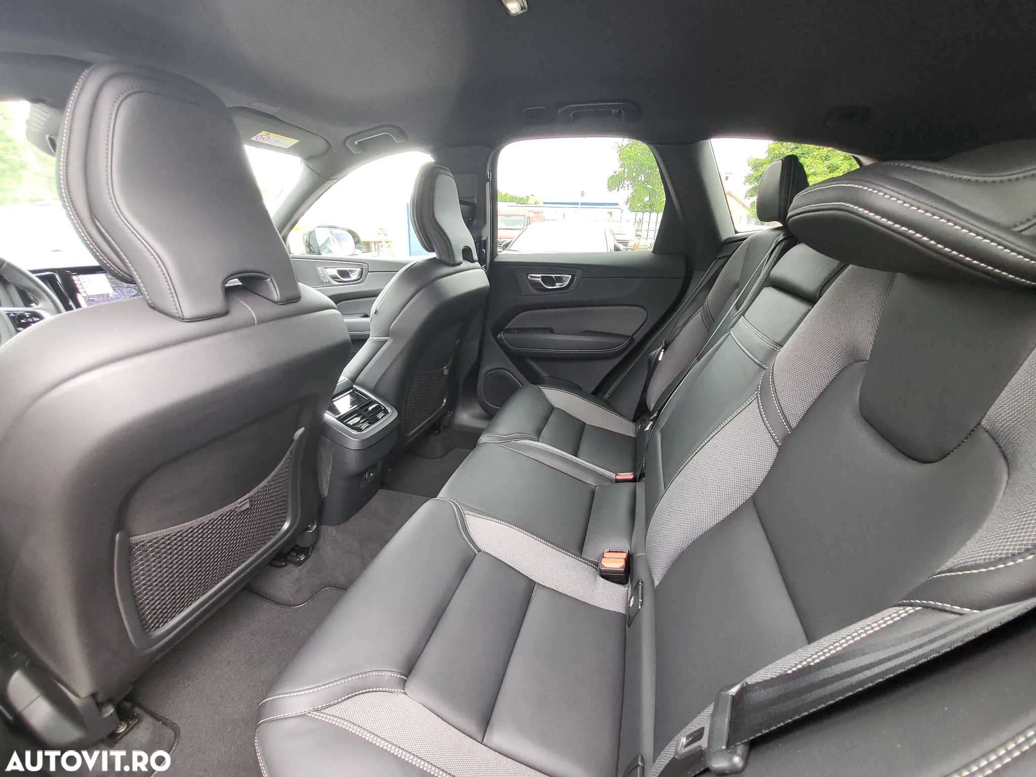 Volvo XC 60 B4 D AWD Geartronic RDesign - 18