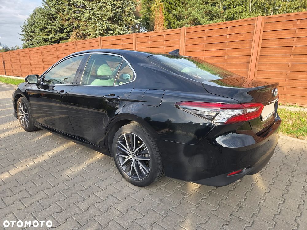 Toyota Camry 2.5 Hybrid Executive CVT - 4