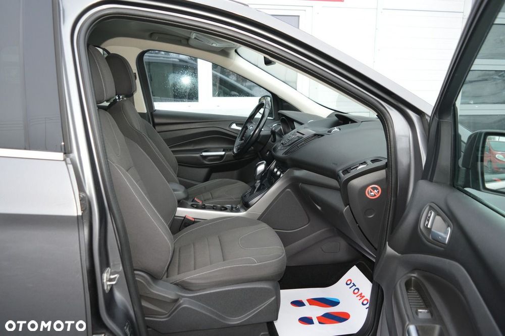 Ford Kuga - 27