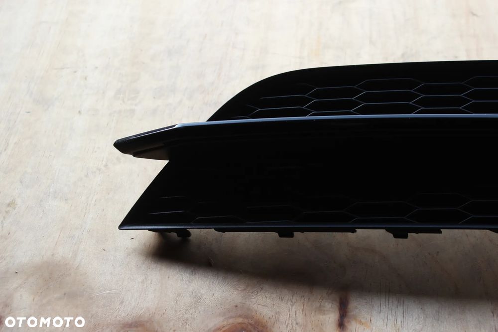 KRATKA ZDERZAKA PRAWA AUDI A7 C7 LIFT S LINE 4G8807682K 2015 - 3