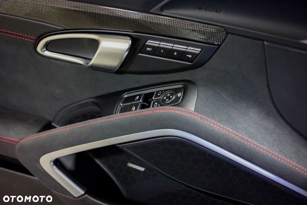 Porsche 718 Cayman GTS 4.0 - 30