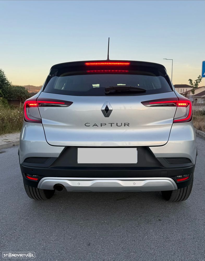 Renault Captur 1.0 TCe Exclusive - 4