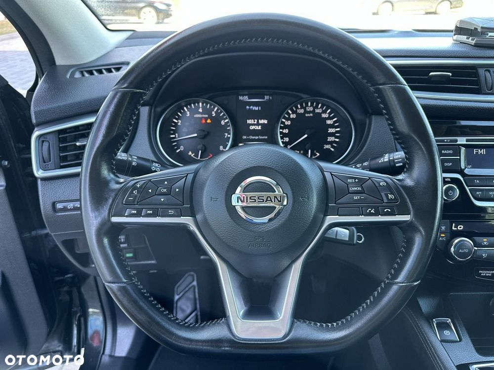 Nissan Qashqai 1.2 DIG-T N-Connecta Xtronic - 19