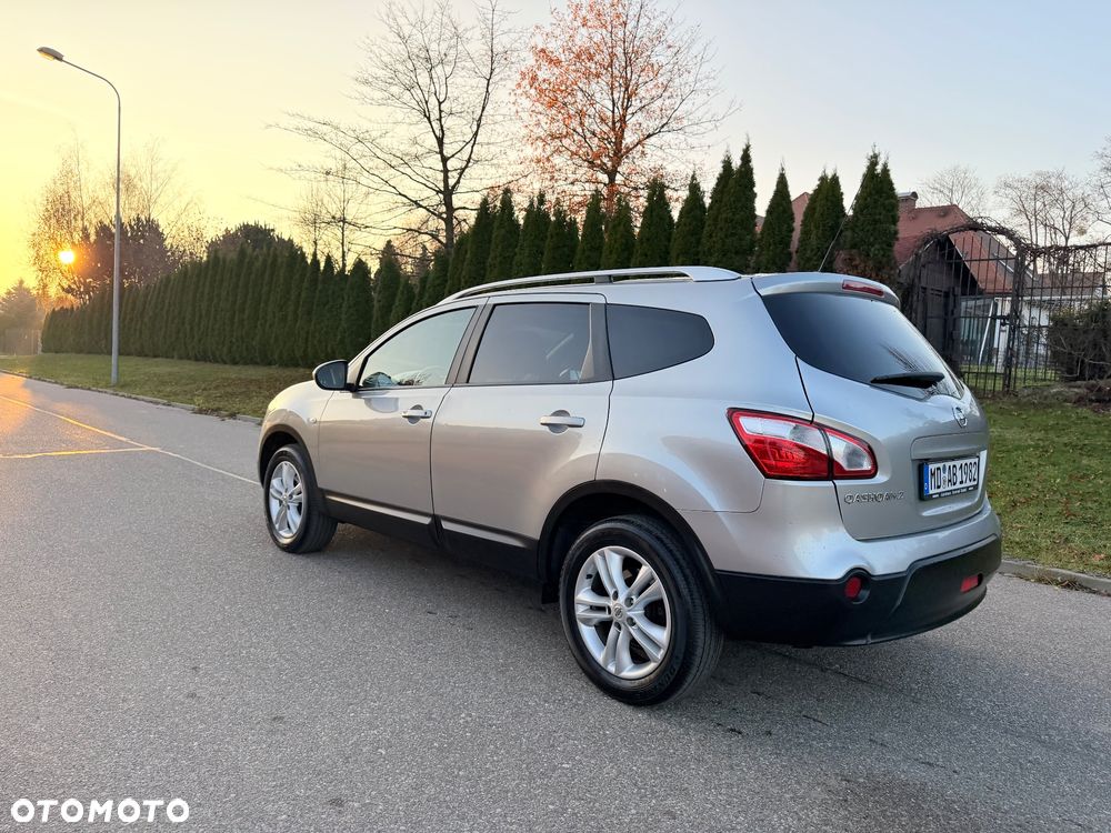 Nissan Qashqai+2 - 24