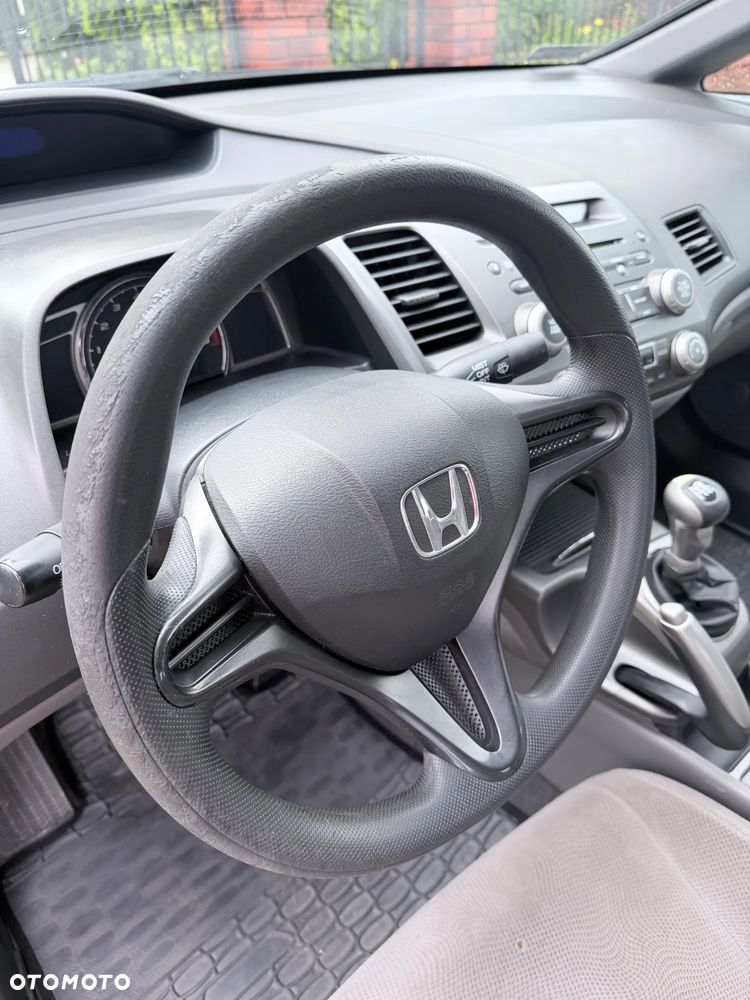 Honda Civic 1.8 Comfort - 8