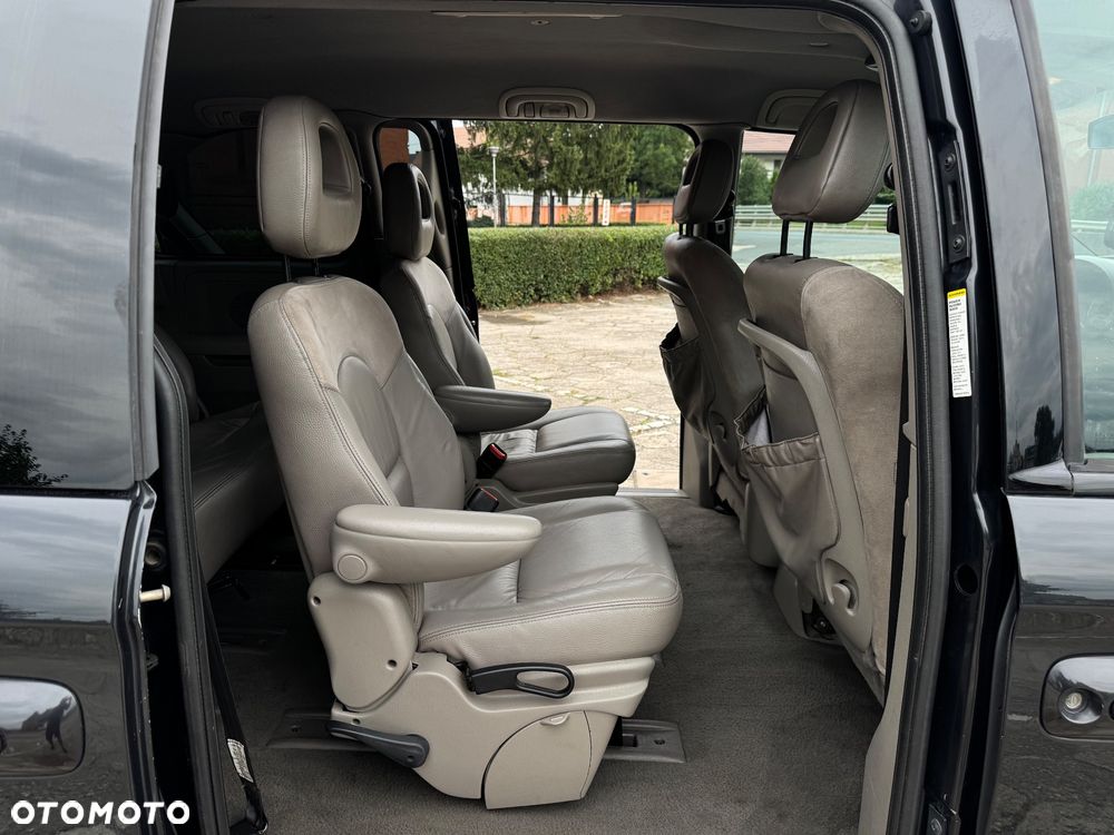 Chrysler Voyager 2.5L CRD LX - 8