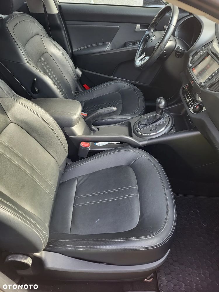 Kia Sportage - 11