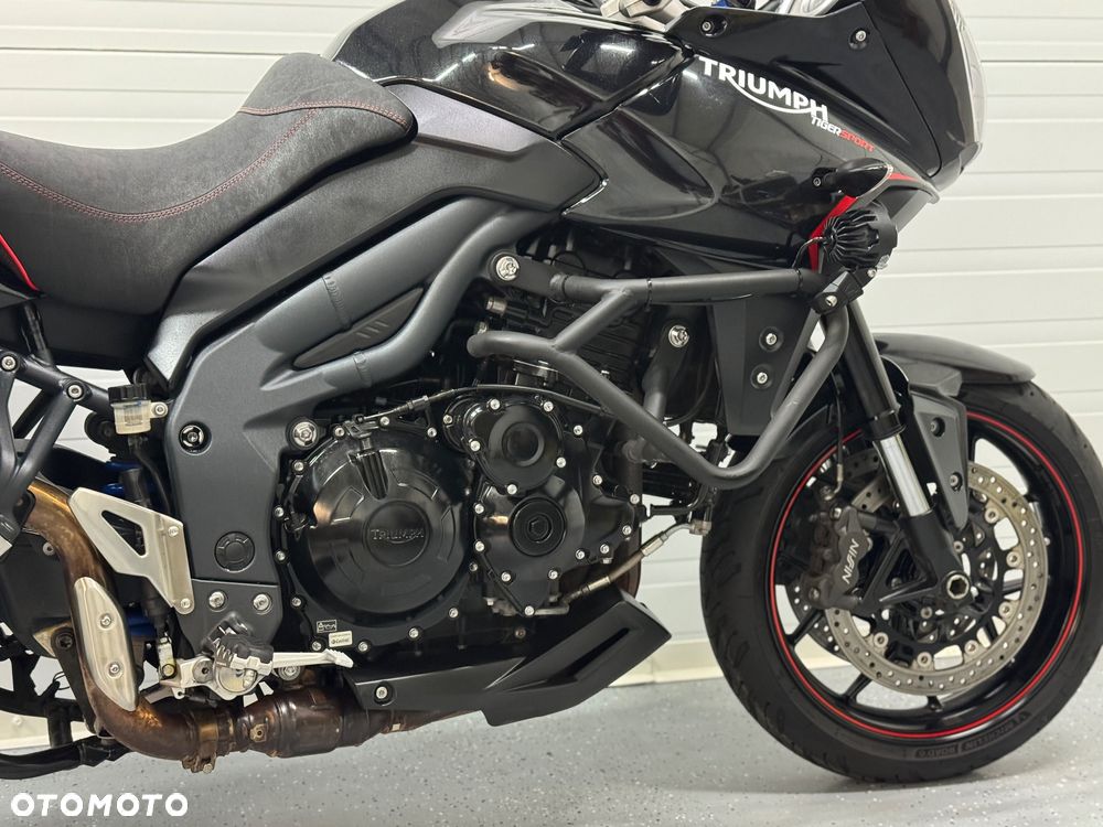 Triumph Tiger - 6