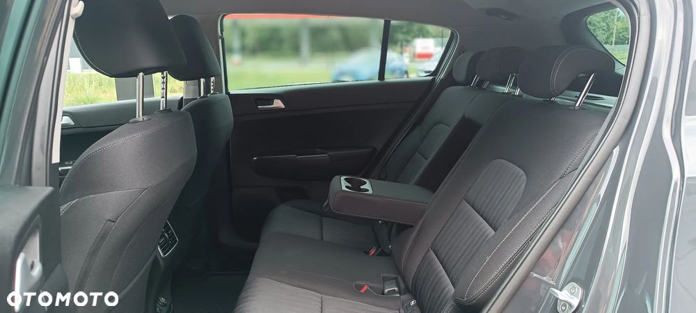 Kia Sportage 1.6 T-GDI M 4WD - 12