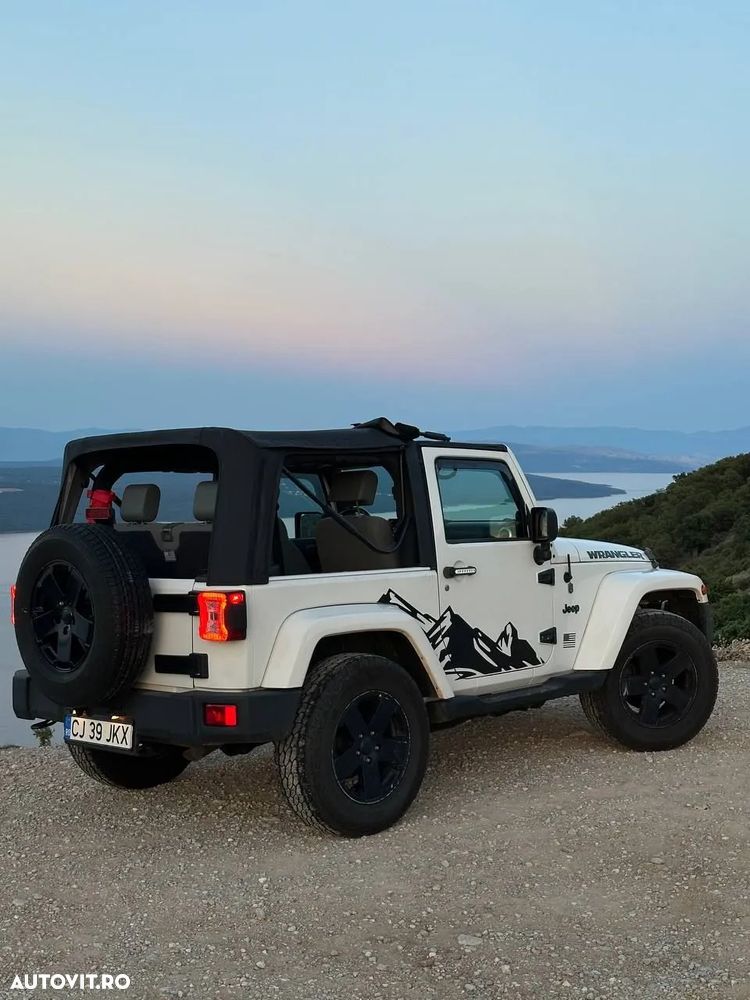 Jeep Wrangler - 4