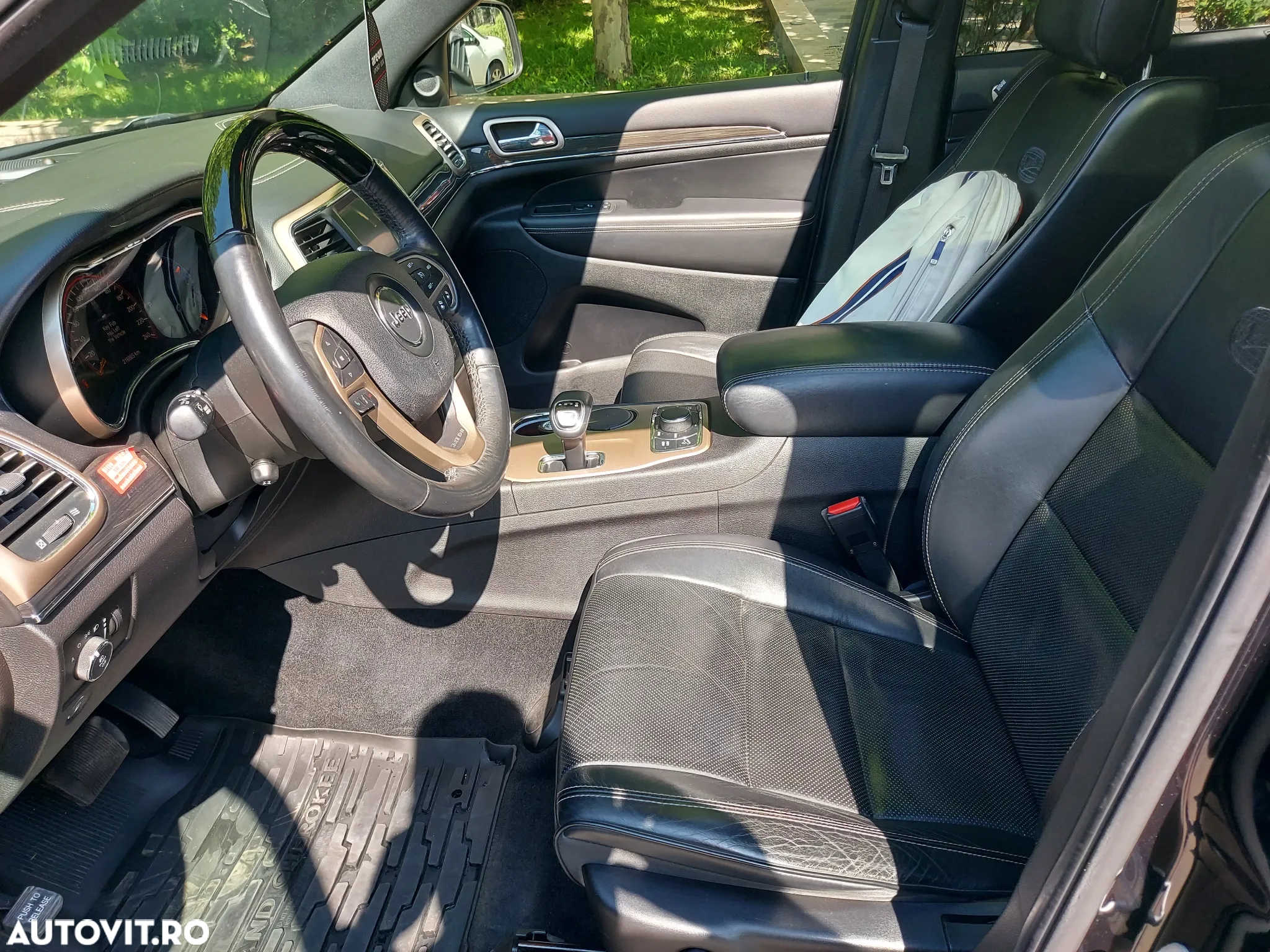 Jeep Grand Cherokee 3.0 TD AT Overland - 8