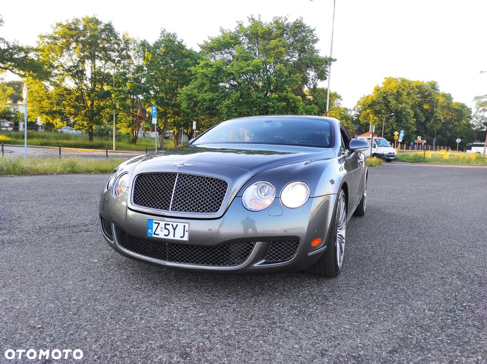 Bentley Continental GT - 17
