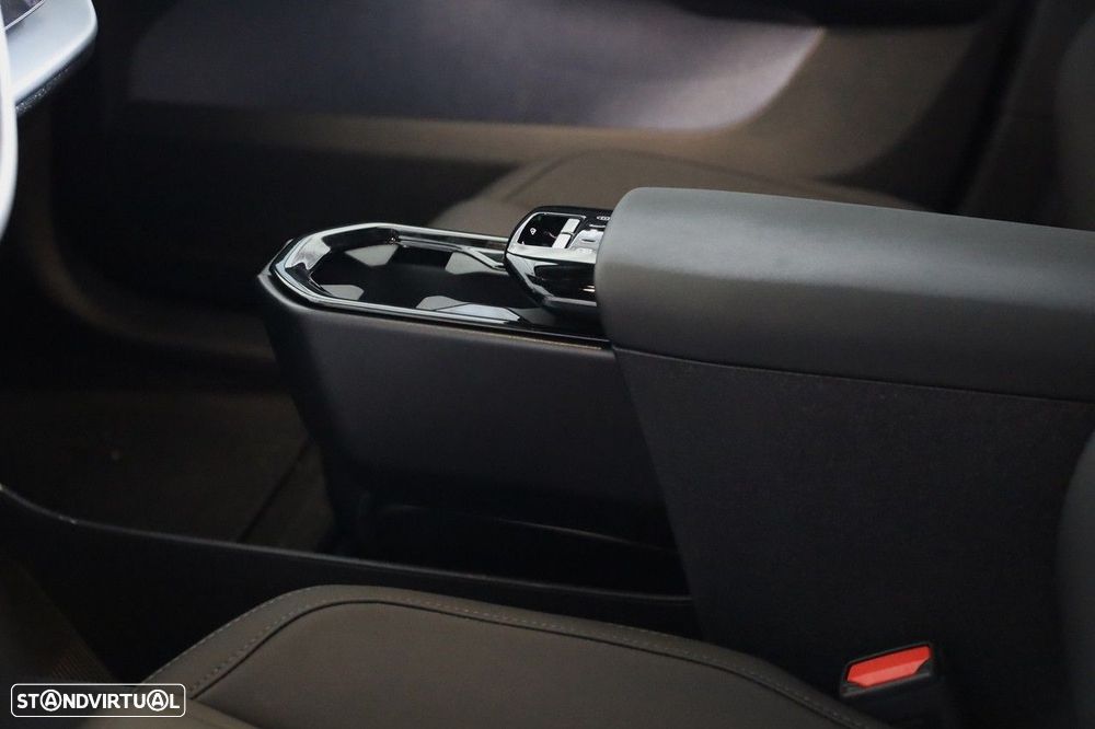 Volvo EX30 51 kWh Single Motor Core - 15