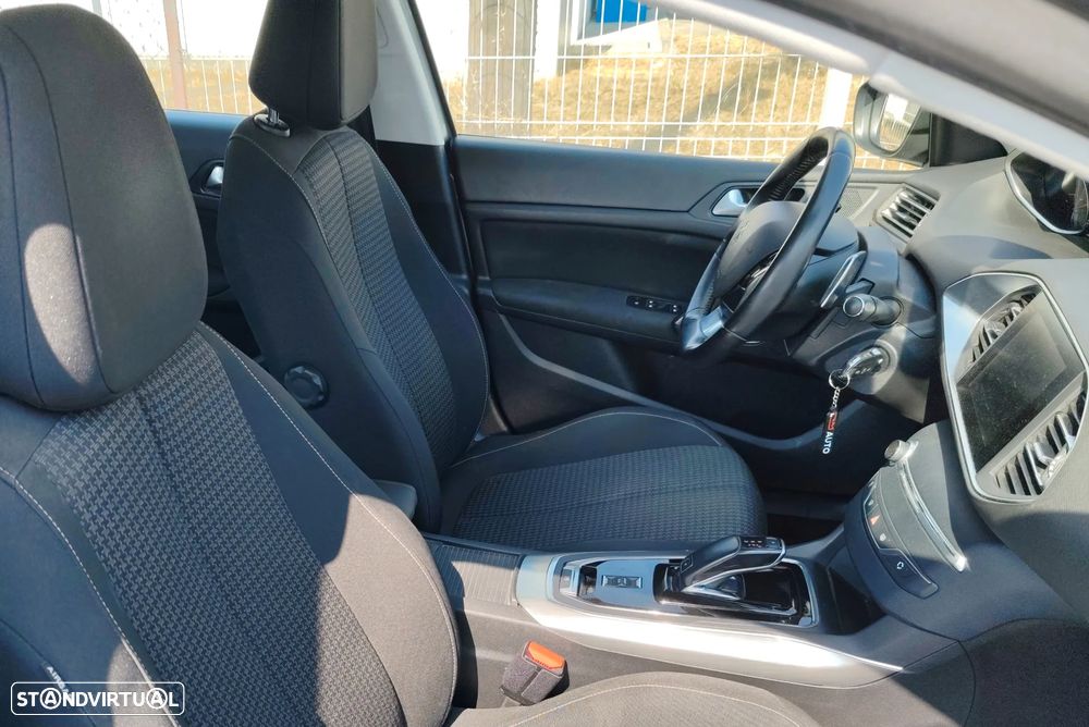Peugeot 308 SW 1.5 BlueHDi Style J17 EAT8 - 13