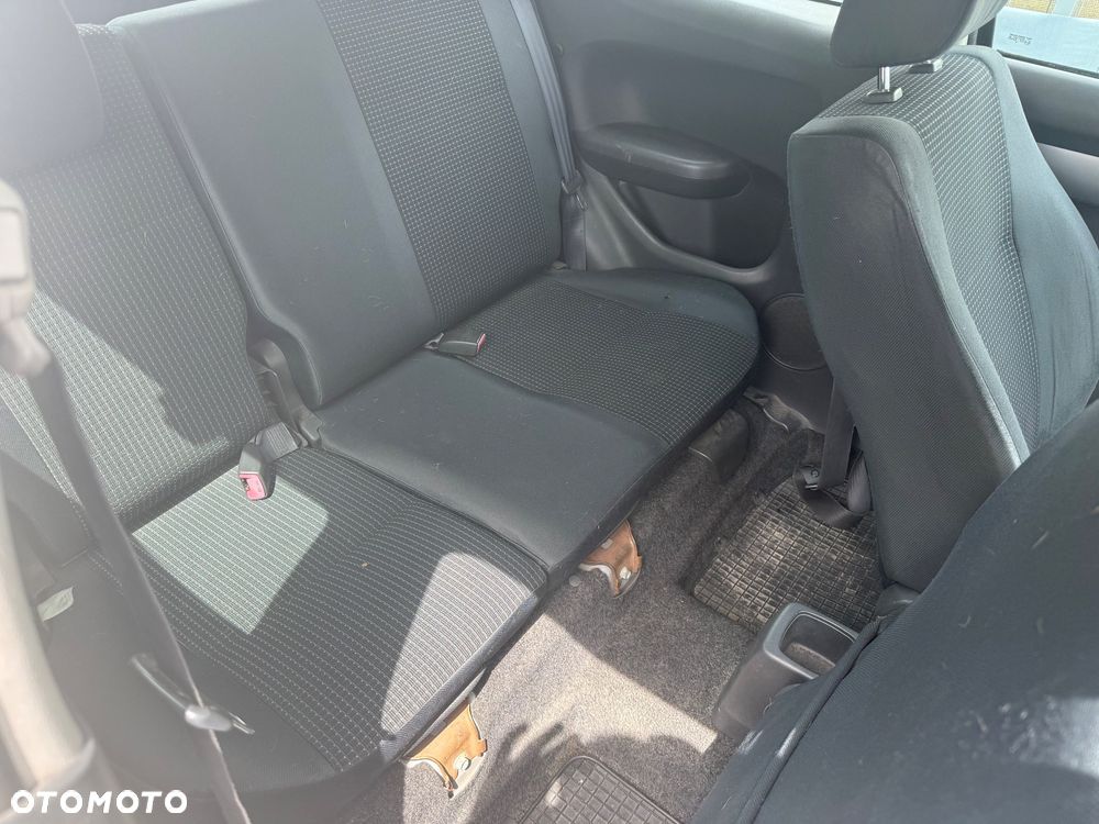 Suzuki Swift 1.3 DDiS 16v GL Airco - 10
