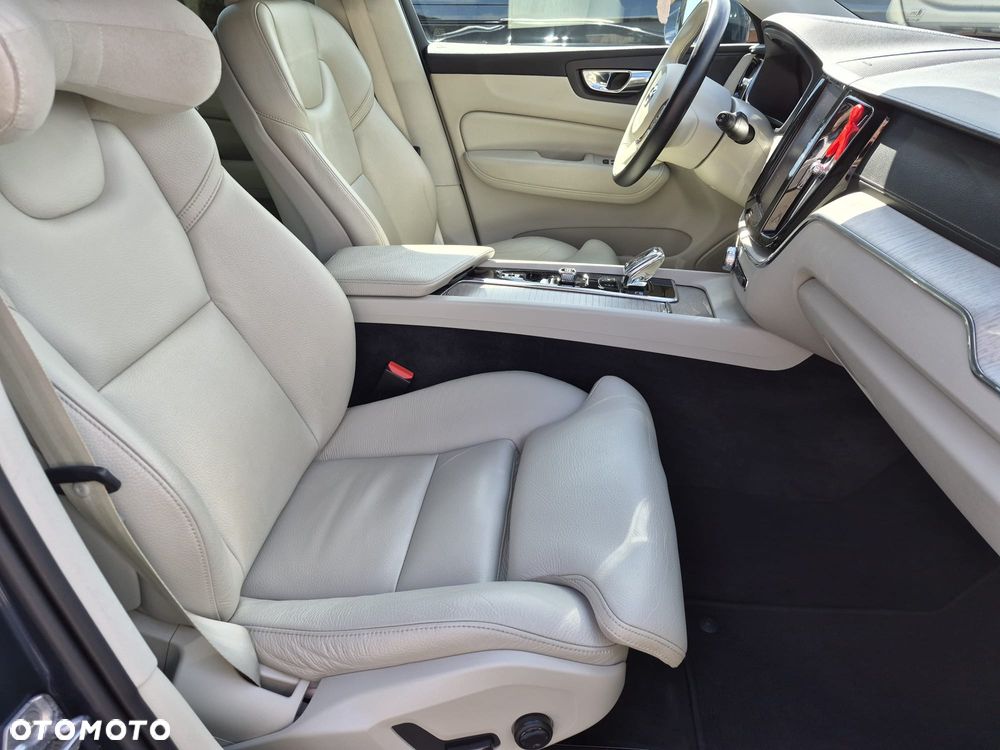 Volvo XC 60 B4 B Inscription - 8