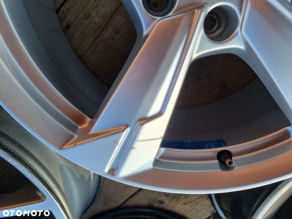 AUDI 4K0 A6,C7,C8,A4 B9,B8,Q5 alufelgi 8JX18 ET39 5X112 bdb stan - 6
