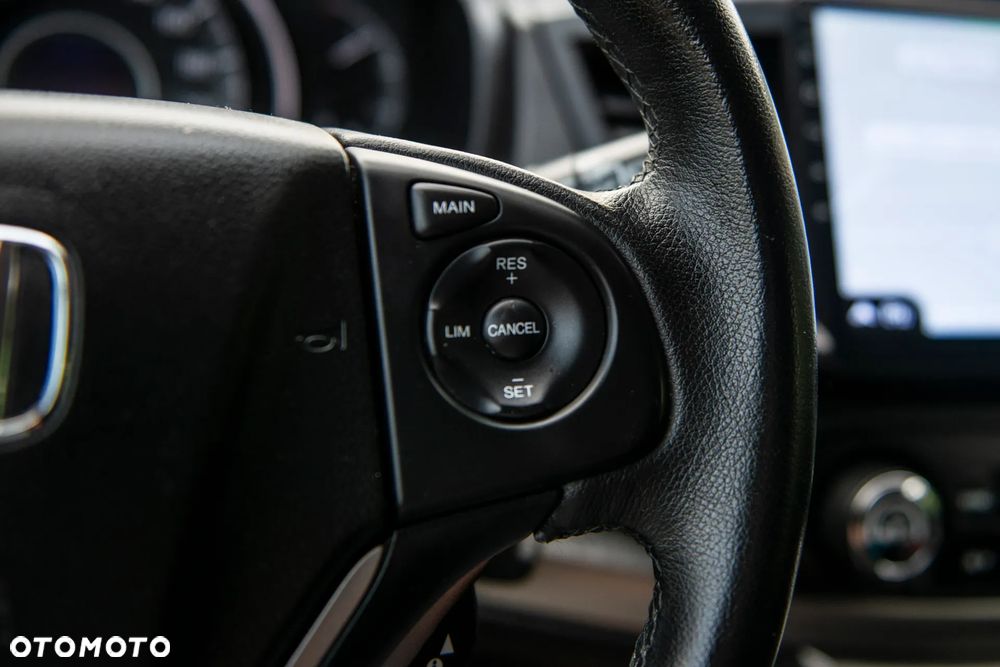 Honda CR-V 2.0i-VTEC 4WD Automatik Executive - 29