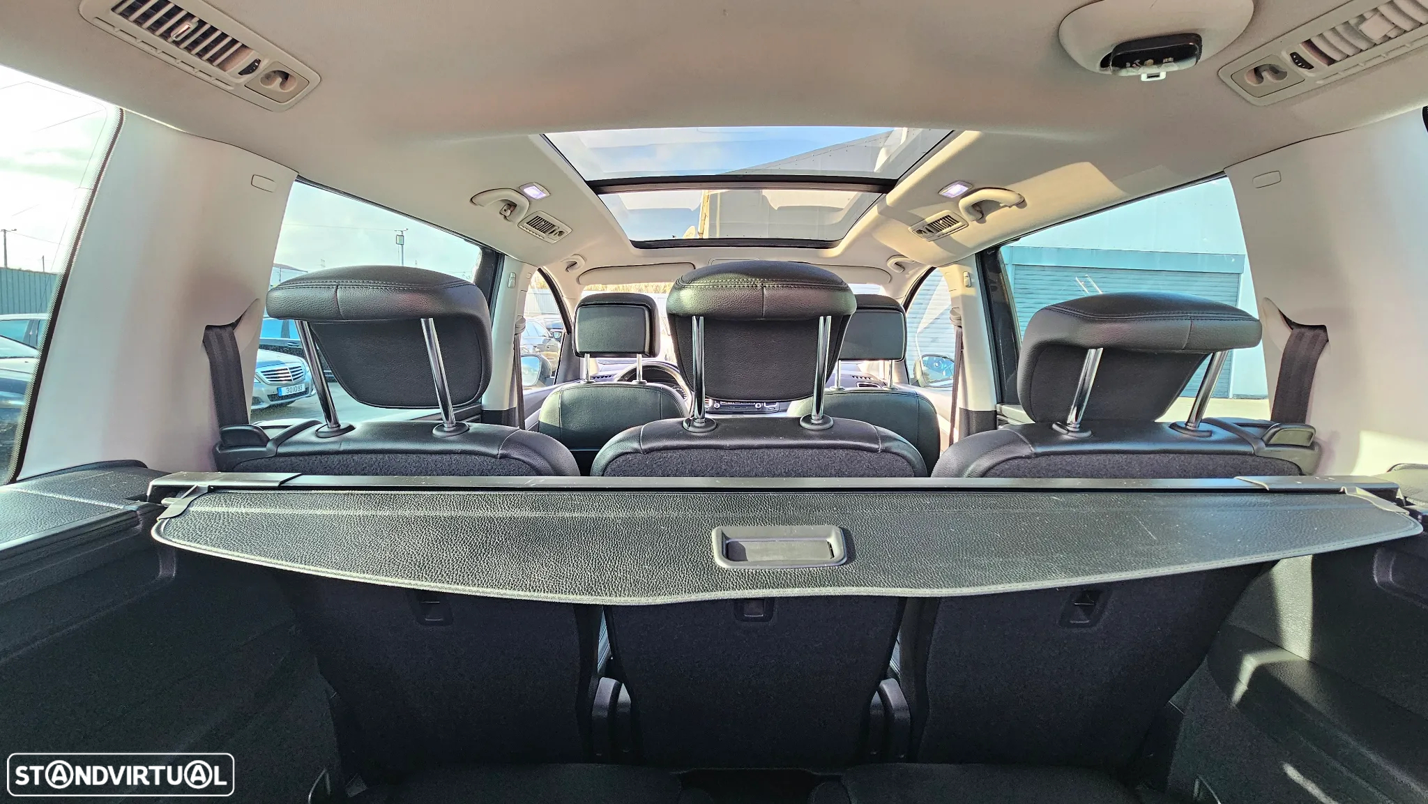 VW Sharan 2.0 TDI Highline - 35