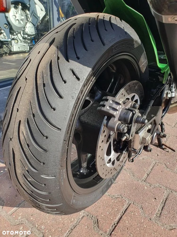 Yamaha Tmax - 32