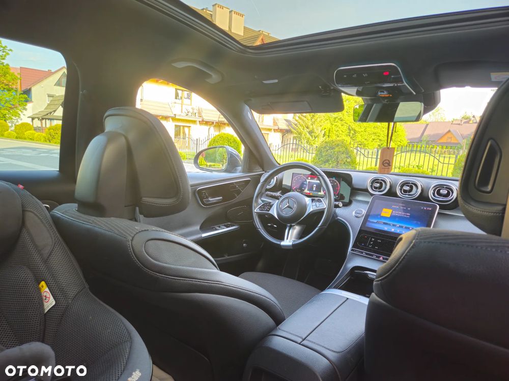 Mercedes-Benz Klasa C 220 d mHEV - 17