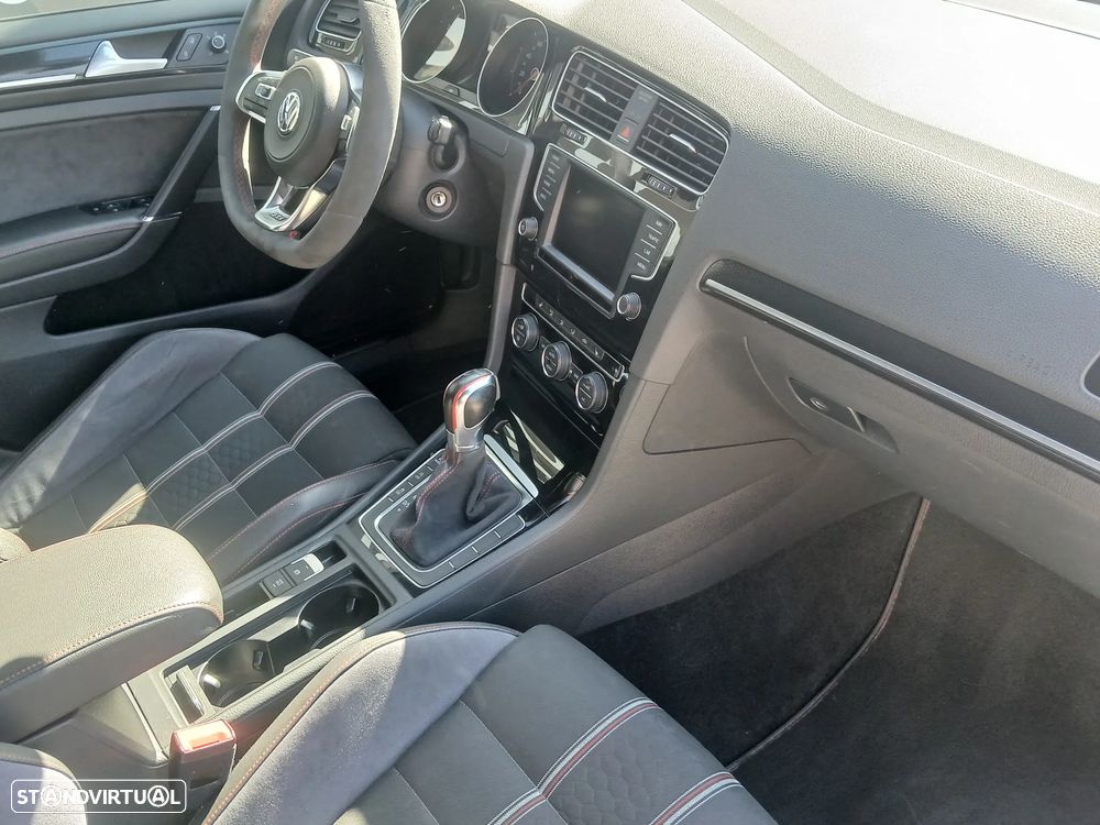 VW Golf GTI Clubsport DSG - 27