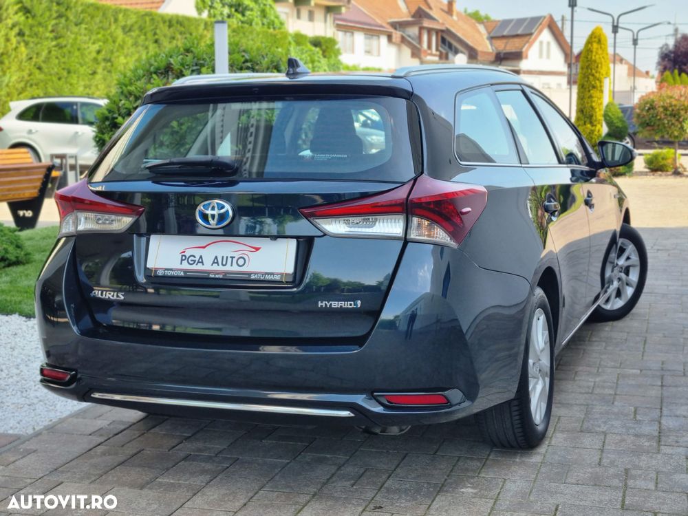 Toyota Auris 1.8 VVT-i Automatik Style Selection - 4