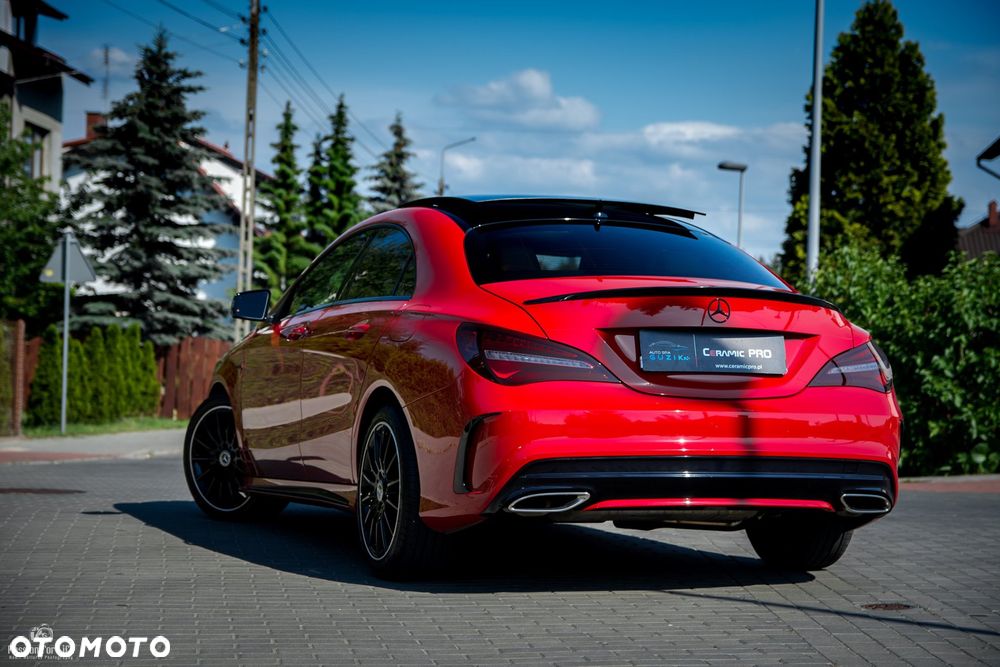Mercedes-Benz CLA 250 4Matic 7G-DCT AMG Line - 3