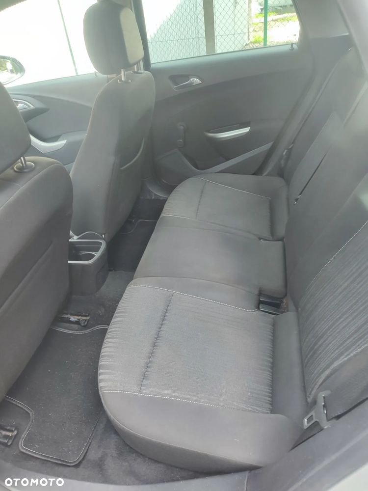 Opel Astra 1.4 T Active - 9