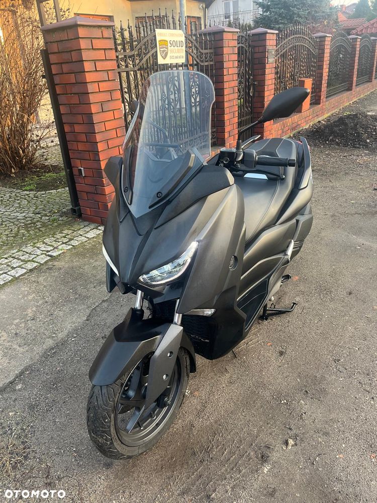 Yamaha X-max - 1