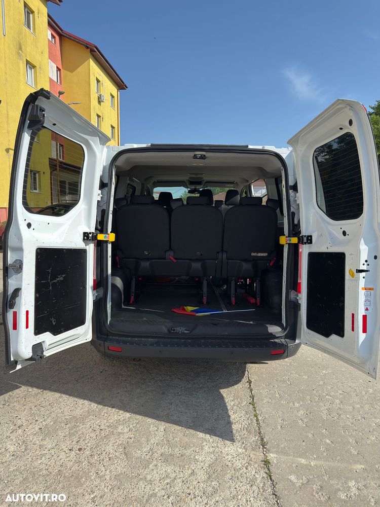 Ford Transit Custom Bus LWB L2H1 Limited - 6