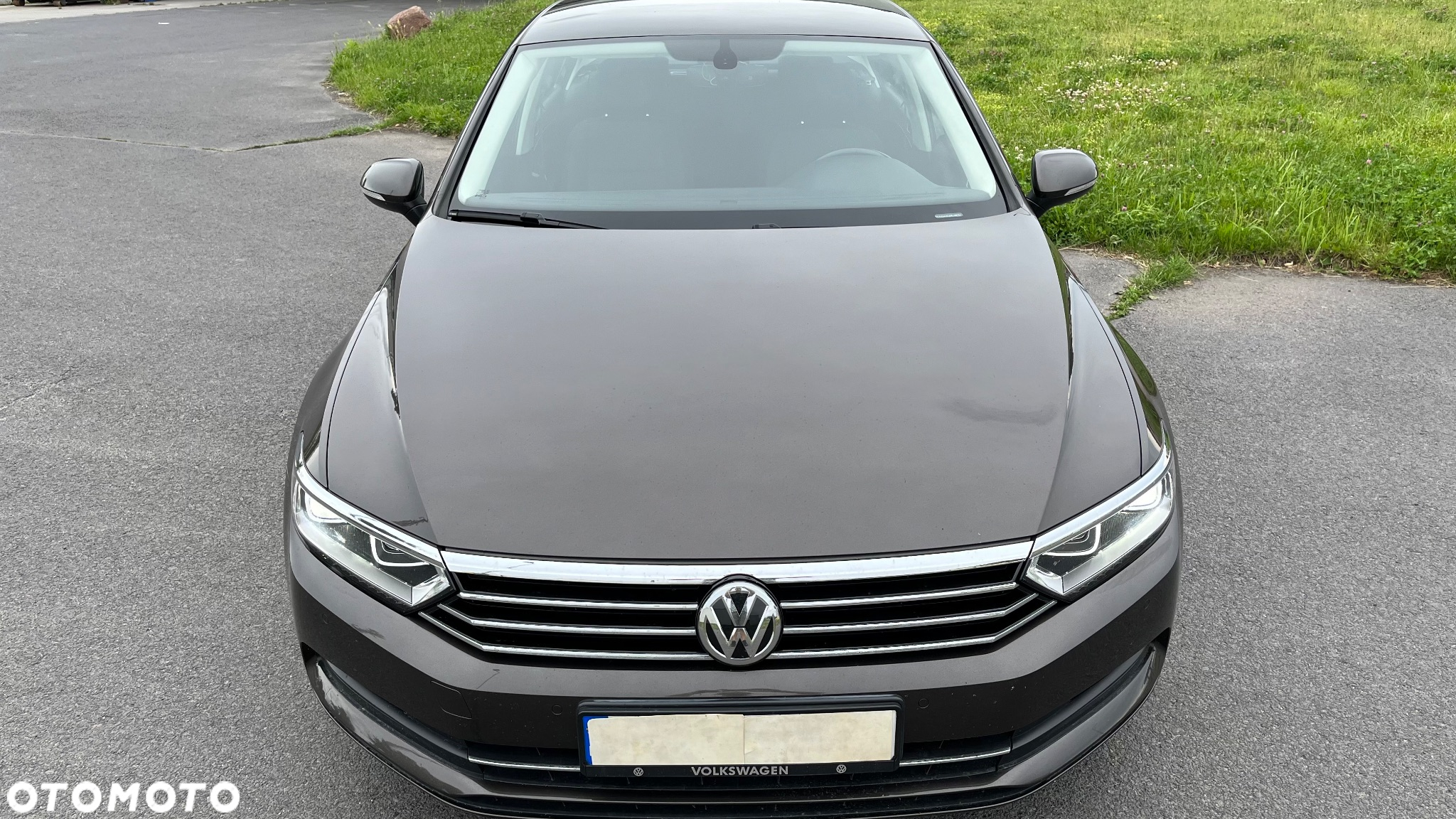 Volkswagen Passat 2.0 TDI SCR Comfortline - 12