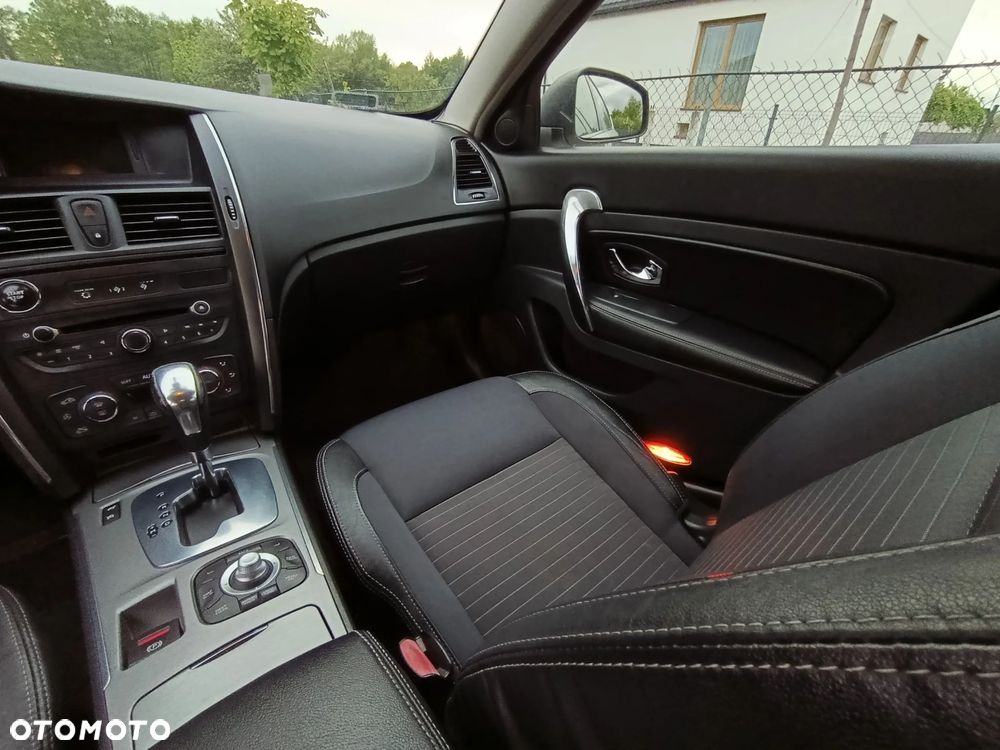 Renault Latitude 2.0 dCi Initiale - 17