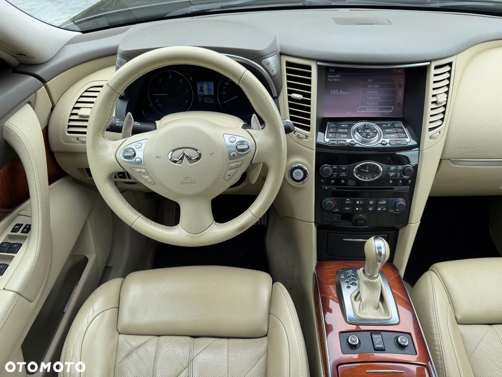 Infiniti QX70 3.0d S - 17