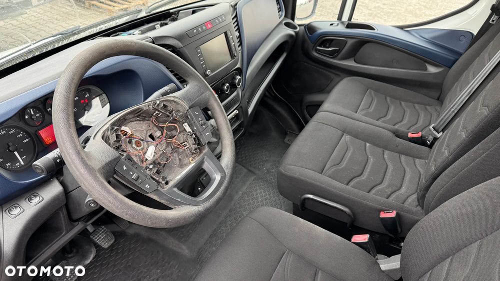 Iveco Daily - 12