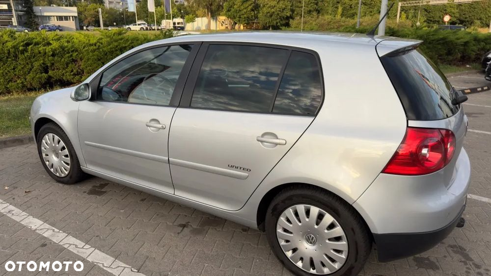 Volkswagen Golf 1.6 United - 4