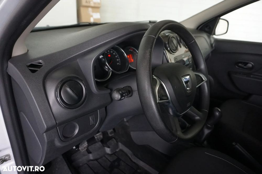 Dacia Logan 1.0 SCe Ambiance - 13