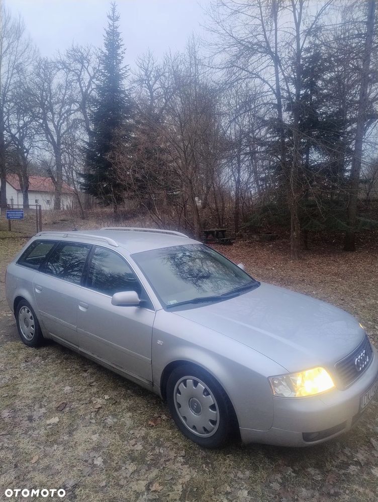 Audi A6 Avant - 1